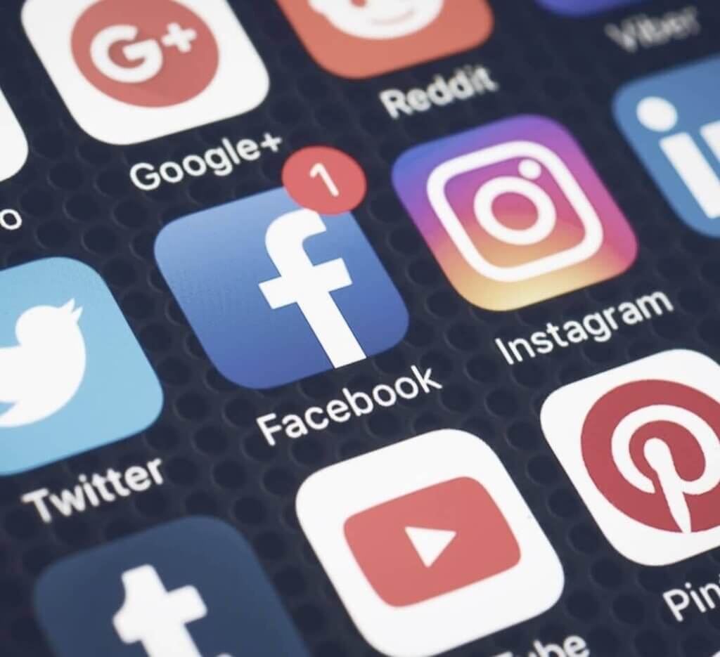 Stratégie Digitale Médias Sociaux